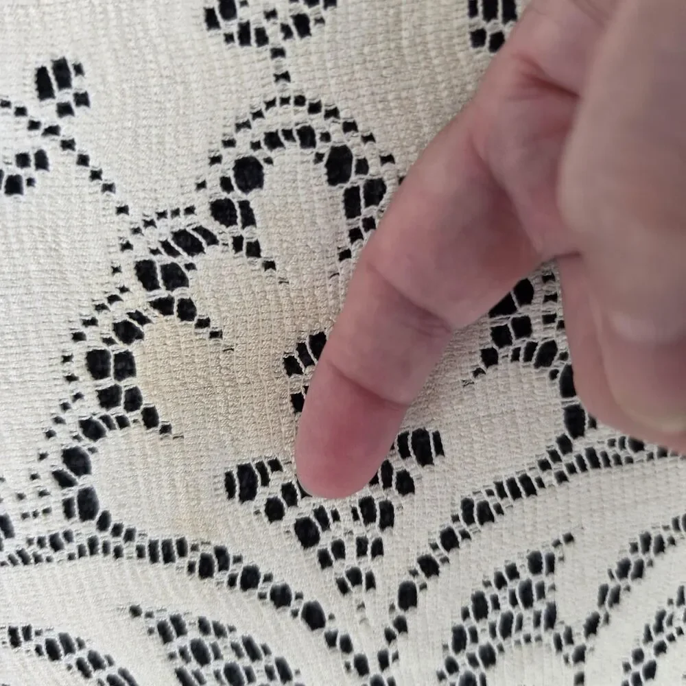Vintage Irish Style Lace Tablecloth 72x60 Large Cream Floral Table Cover Linens